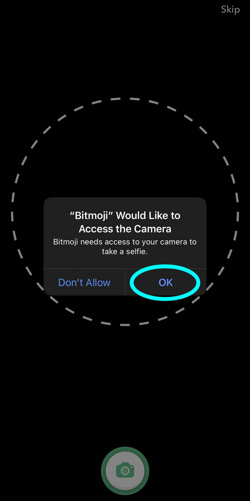 une fenêtre contextuelle pour autoriser Bitmoji à accéder à l'appareil photo, le bouton OK pour autoriser l'accès est mis en évidence